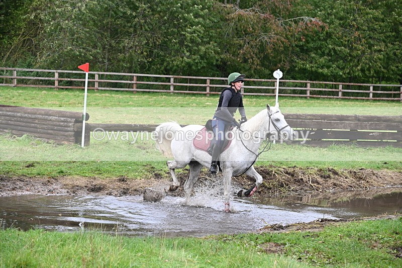 WJ6_4588 - Time at Photographer 11:57 to 12:14