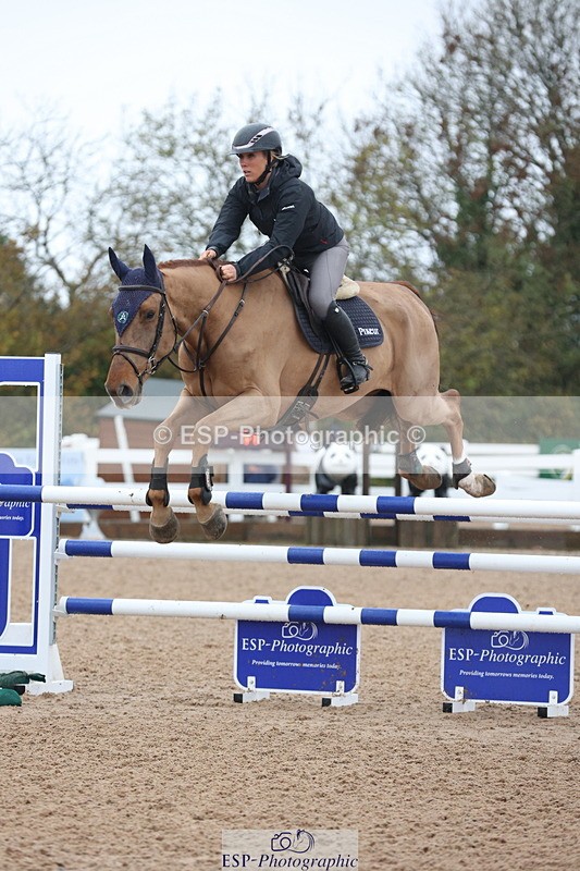 231112A-134720-04653 - Cls 20 Newcomers & 1.10m Open