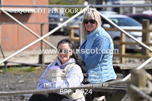 BPP_9924 - CLASS 19 SUN Senior British Novice/ 90cm Open