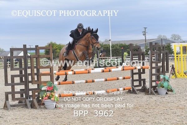 BPP_3962 - CLASS 8 - FRI - 1.05m Amateur Championship Qualifier/ 1.05m Open
