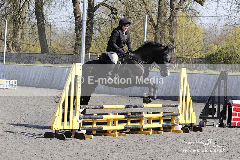 _EST0895 - Bourne Valley Riding Club Winter Showjumping 27/03/22