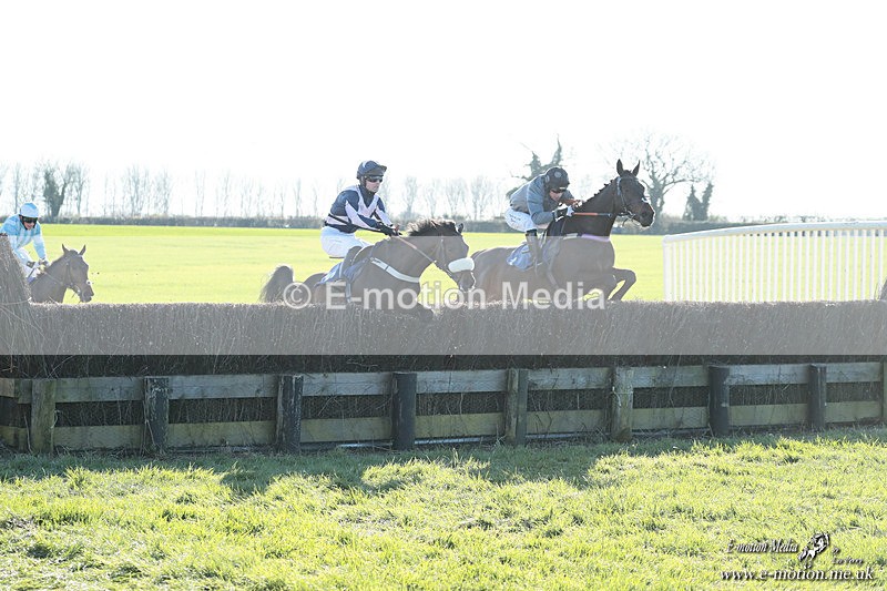 PtP 210326 1035 - VWH Cirencester Races 21/03/26