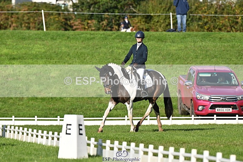 251024A-100611-08224 - G-552-Rachael.Whittaker