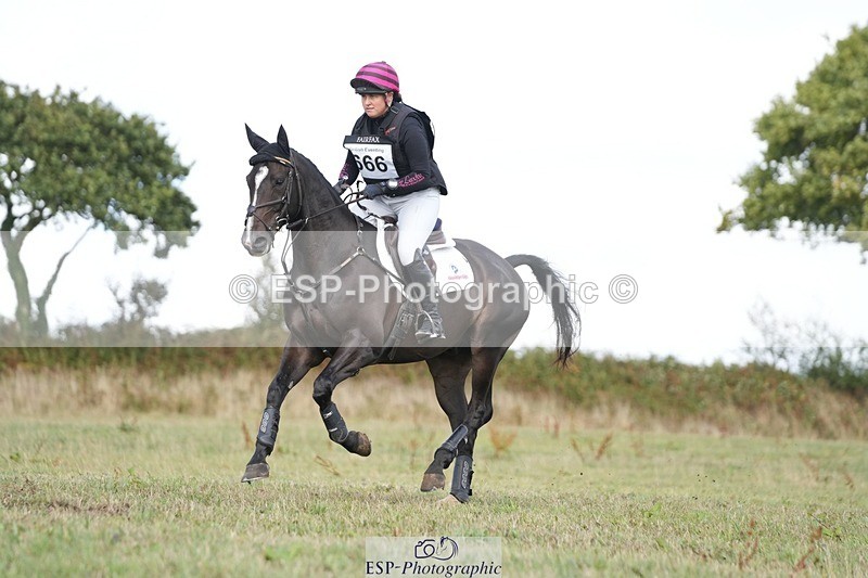 250831-151435-11924 - N-666-Lizzie.Luxton