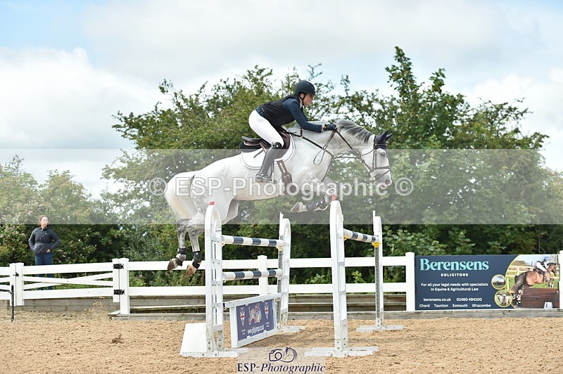 230723A-132150-12045 - Cls 24, 1 Star Gold 1.30m