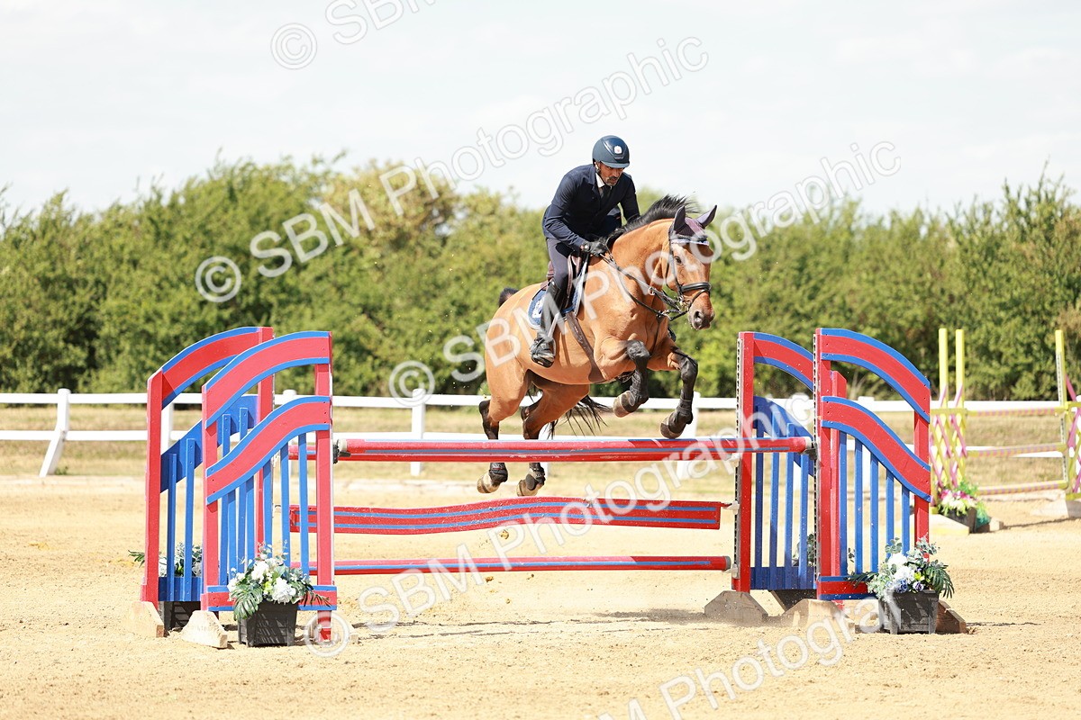 SBM_007834 - Class 4 - Senior Foxhunter - 1.20m Open