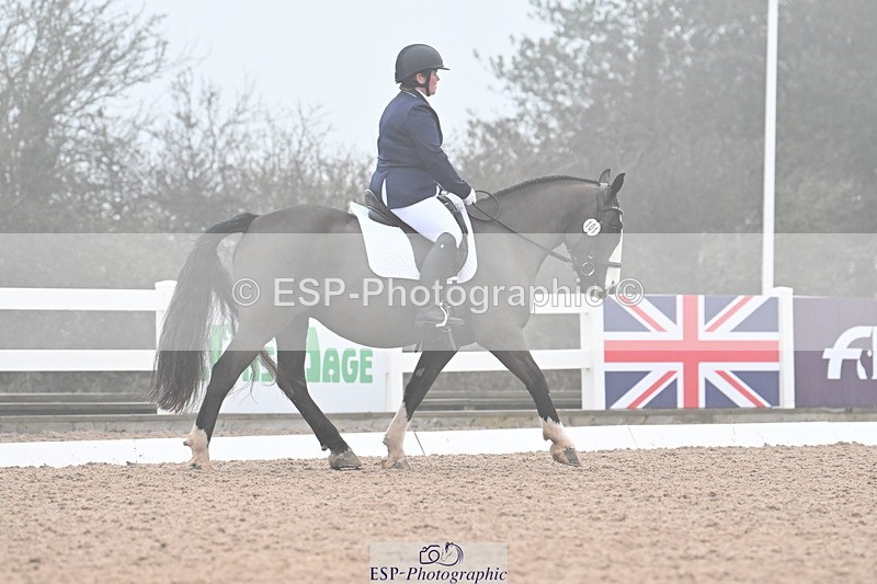 240217A-100454-00527 - 101-Chloe.Walton-La.Comtesse.Noire