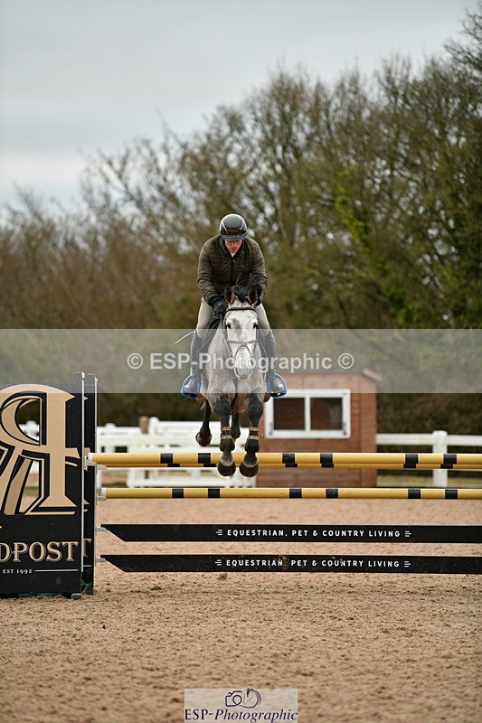 240112A-135000-00998 - Cls 6 Foxhunter and 1.20m Open