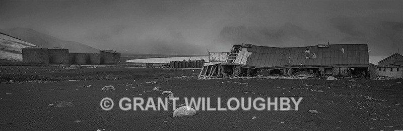Desception Island whalers camp - Antartica