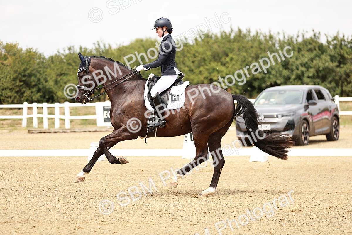 SBM_003767 - Class 7 - Advanced Medium 6 Gold - 13.16-14.36