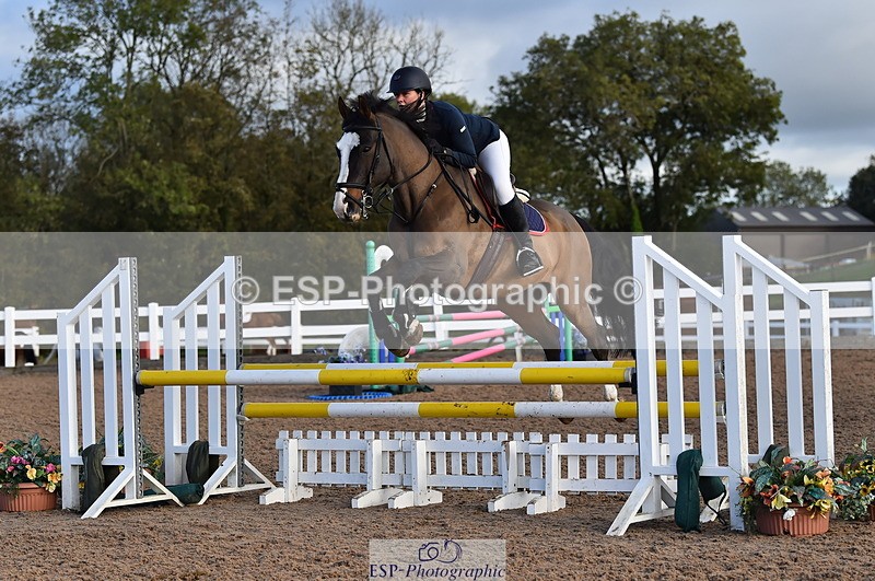 231014A-095230-03784 - Cls 12 British Novice & 90cm Open