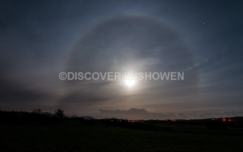 22° Moon halo - Nature