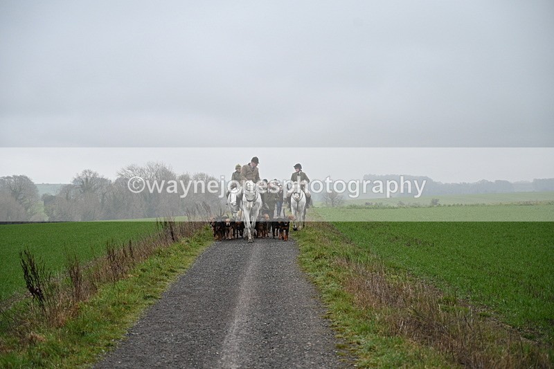 WJ7_9738 - Walk out..