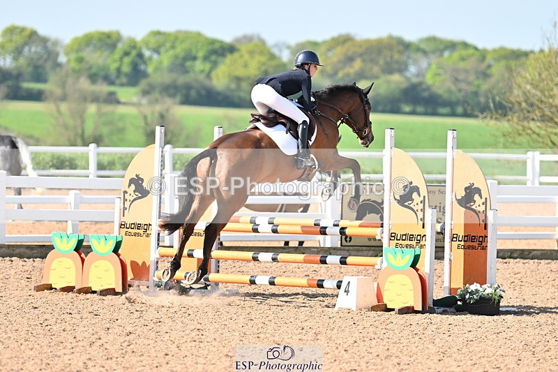 240509A-093107-00148 - Cls 1 British Novice and 90cm Open