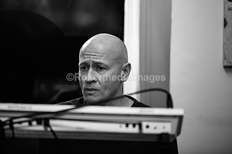 KC_041 - Kim Cypher Band