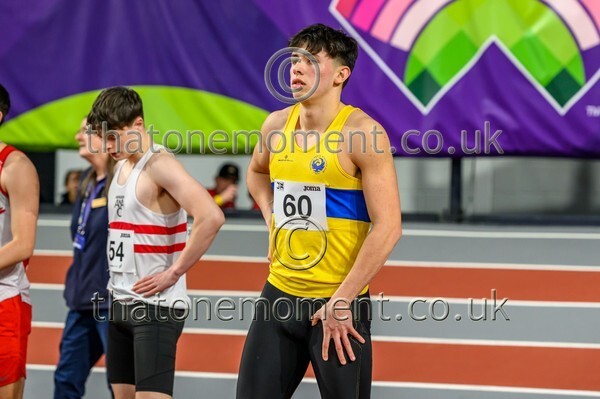 SenInd26-916694 - Track Male Set One