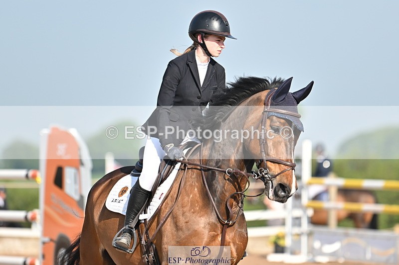 240512A-085105-16515 - Cls 47 Snr 1.20m Open