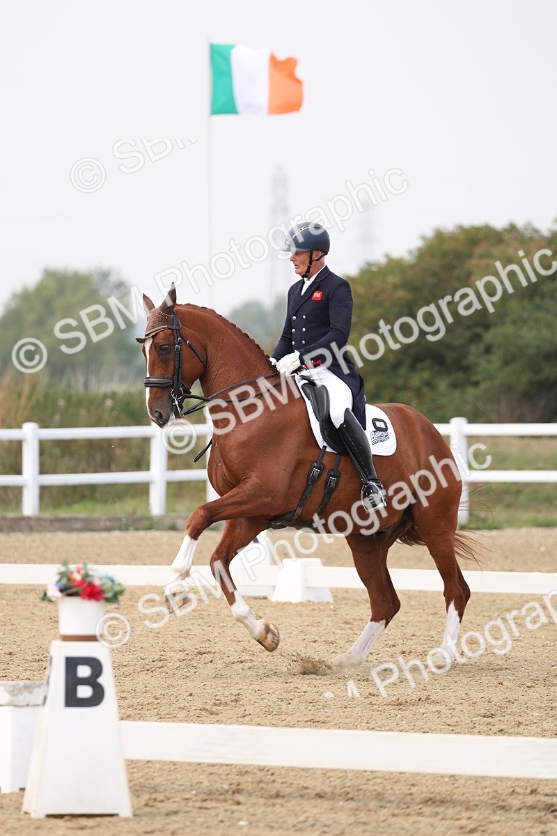 SBM_007420 - Class 9 - FEI INT I - 14.57-15.45