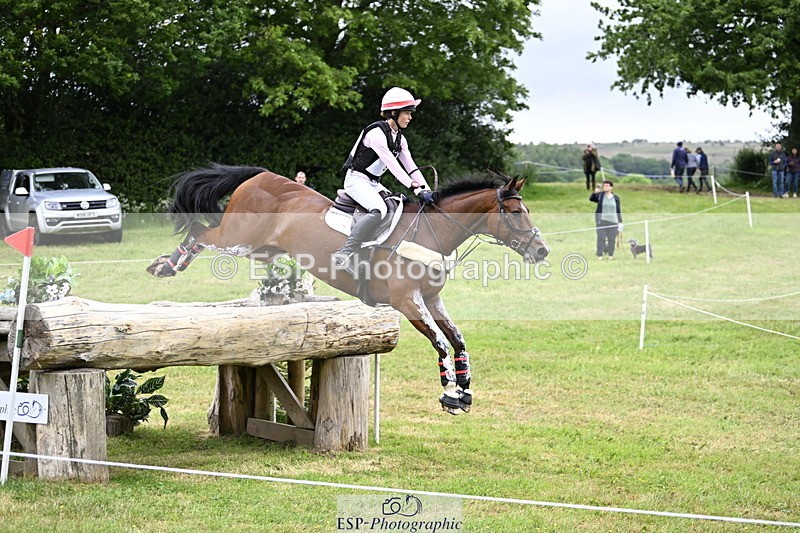250524A-094552-08379 - A-009-Clementine.Crosthwaite.Eyre-LYJADOR