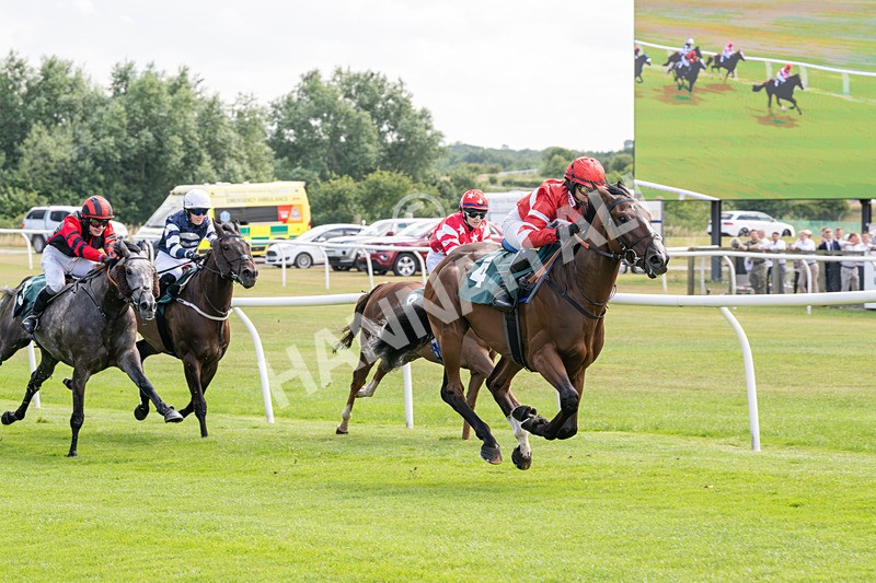 160725-Race 1-Made All-8526 - Race 1