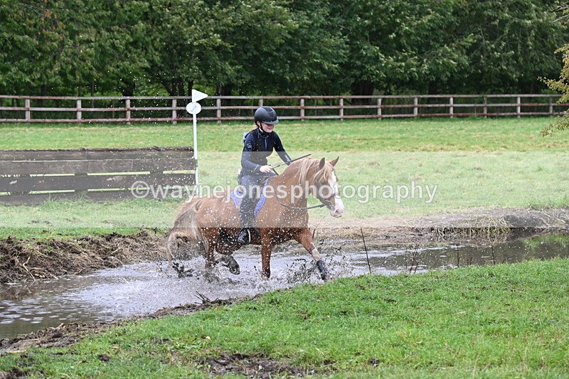 WJ6_5916 - Time at Photographer 12:31 to 12:40