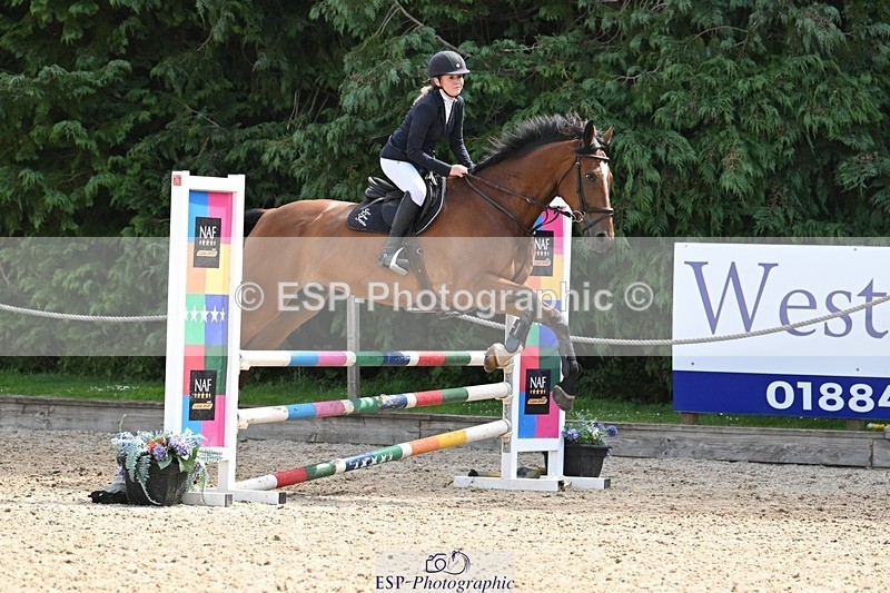 240704-103301-00659 - Cls 6 British Novice and 90cm Open