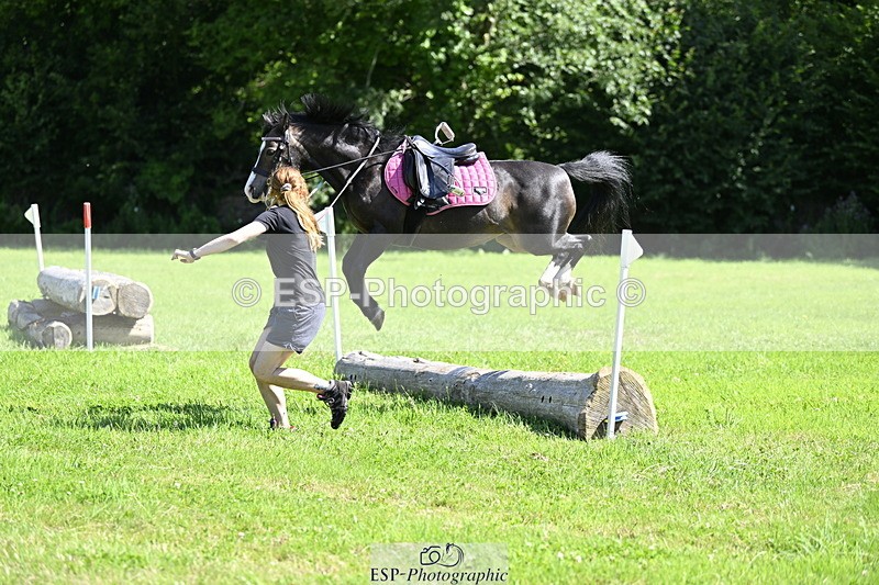 240728B-104144-00673 - Theo's Group XC