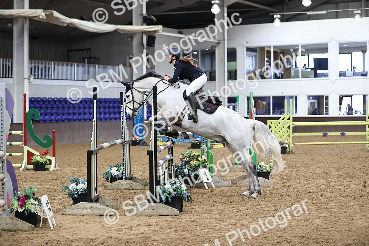 SBM_006209 - Class 16 - Senior Newcomers - 1.10m Open