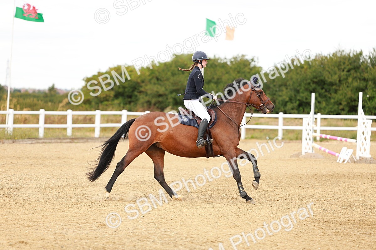 SBM_006783 - Class 4 - Senior British Newcomers - 1.10m