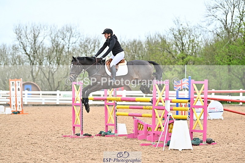 240501A-140140-00928 - Cls 8 Snr Foxhunter and 1.20m Open