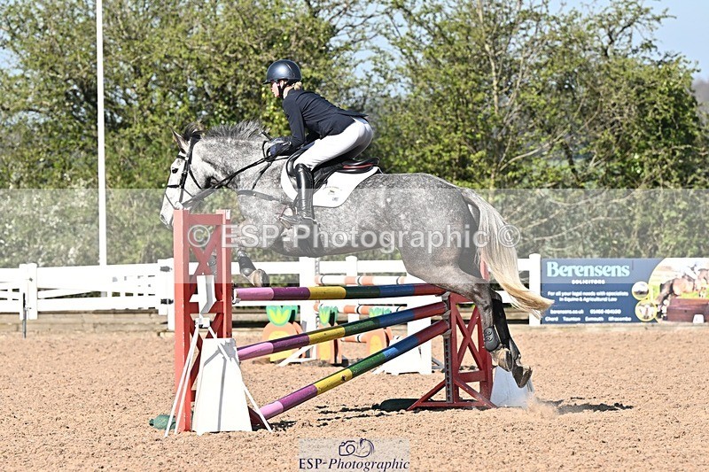 250409-101755-00112 - Snr Disc & 1.00m Open