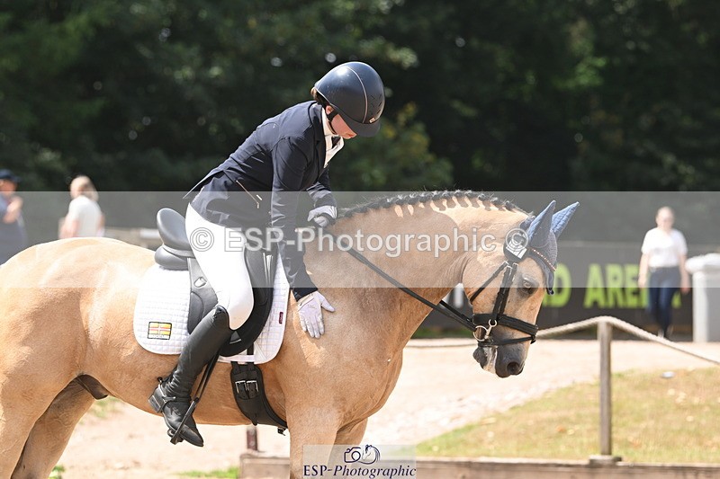 250719A-125913-05226 - 141-Chloe.Dunn-Towerhill.Shamie