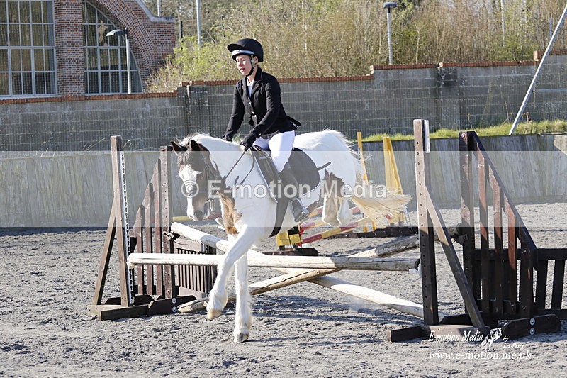 _EST0151 - Bourne Valley Riding Club Winter Showjumping 27/03/22