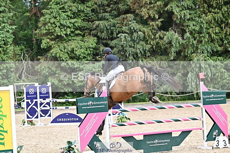 250524A-141713-12368 - D-476-Caroline.Powell-TIK.TOK