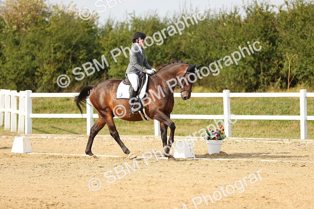 SBM_018431 - Class 14 - Novice 23 - 15.16-16.19