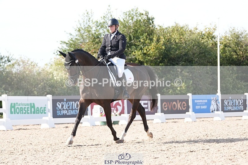 250906-162015-05014 - 049-Laura.ColeGavin.10