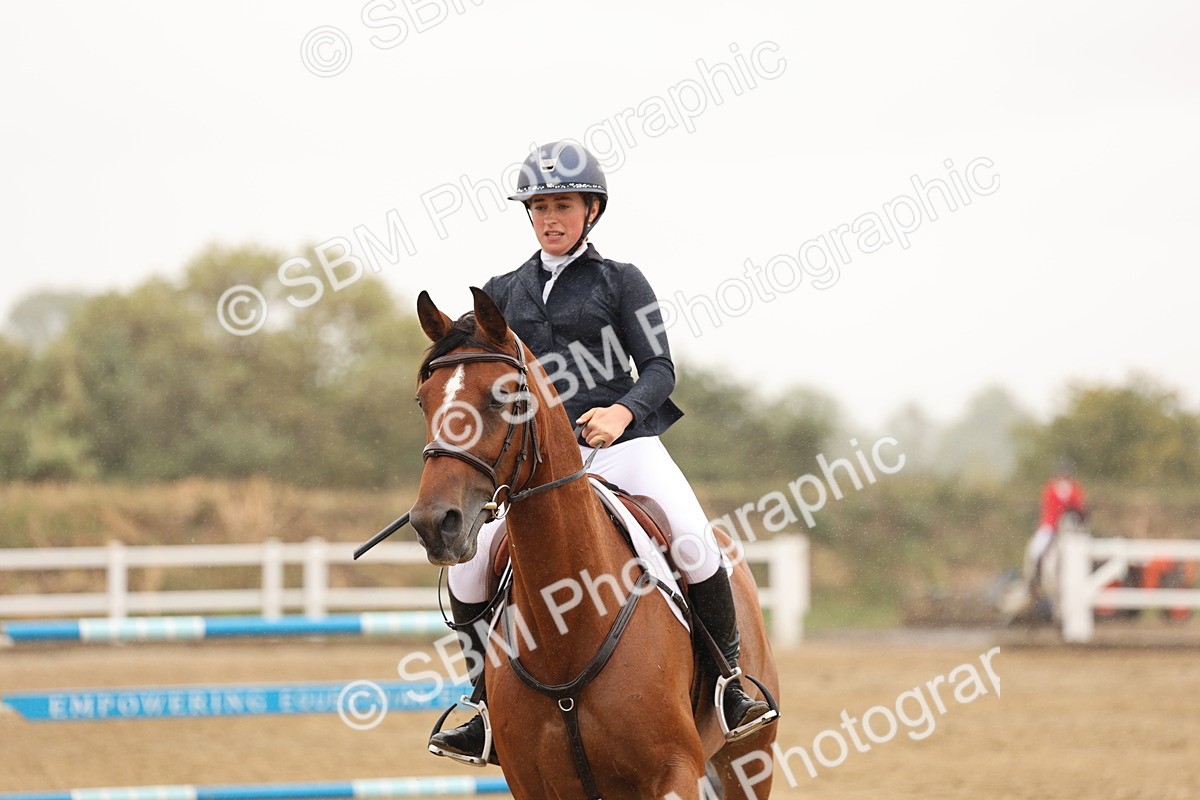 SBM_024059 - Class 6 - Senior Newcomers 1.10m