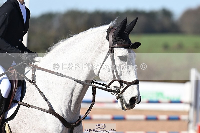 260318B-102226-00067 - Clear Round & Brit Nov 90cm