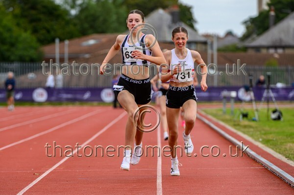 Age25SAT-925580 - Track Female Set One