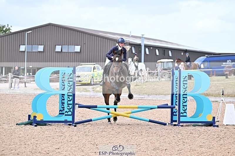 250826-160702-00230 - 70cm