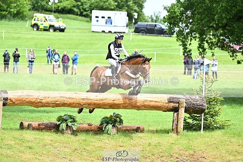 240526-141642-23856 - 501-BRUNO_FG-Edie_Campbell