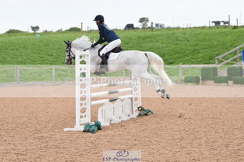 230927A-214202-00225 - Cls 3 Snr 1.05m Open