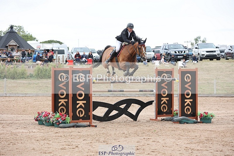 250719-181559-17841 - Cls 7, 3 Star Big Tour Break to End