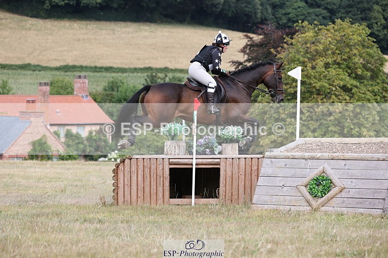 250802A-150425-06622 - D-162-Rachael.Kinsman-HUNTSMAN.COM