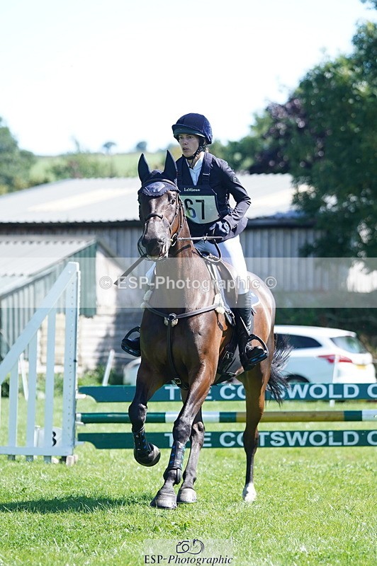 240811A-113102-01983 - 067-