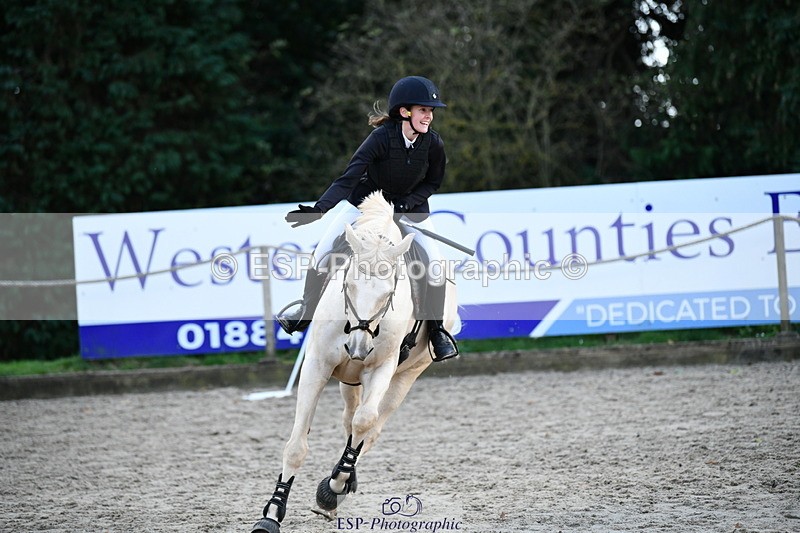 251004A-162918-02084 - Classes 10 & 11 80cm