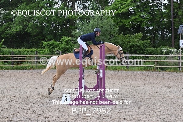 BPP_7952 - CLASS 9 SUN Club 80cms Open