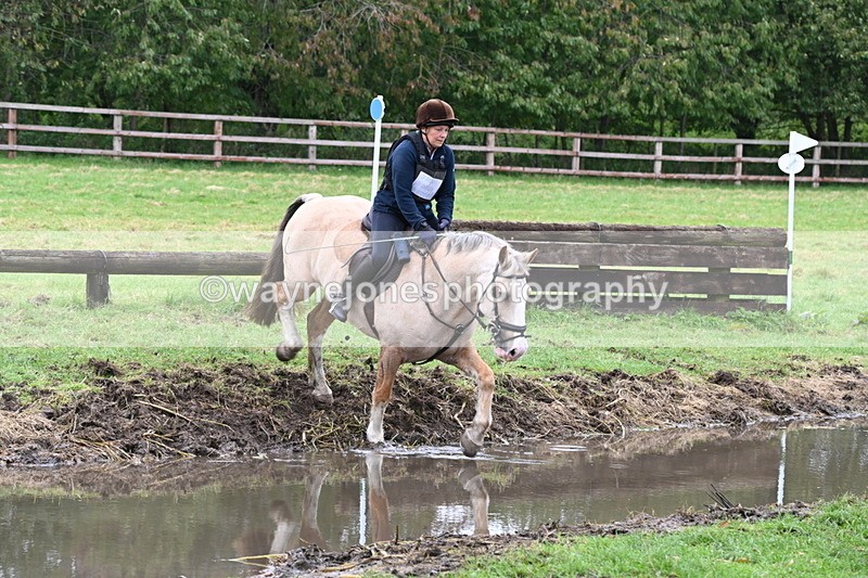 WJ6_6570 - Time at Photographer 12:41 to 13:05