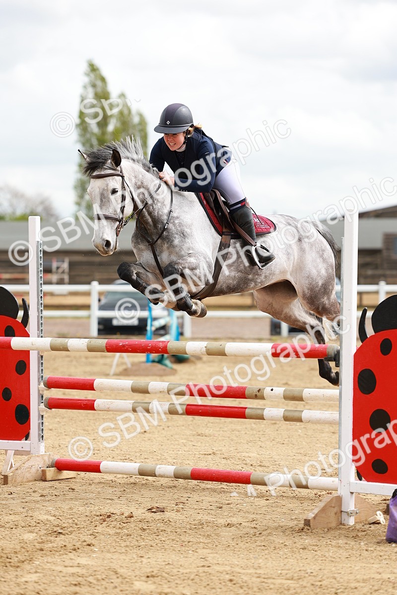 SBM_002434 - Class 10 - Senior Newcomers - 1.10m