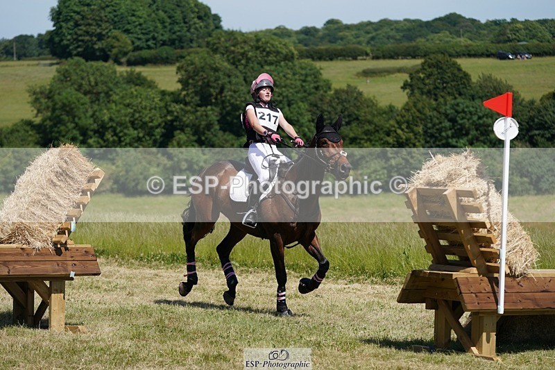 240629X-150712-3704 - 217-Catherine_Van_Randwyck-BALLYLENNON_SAMBUCA